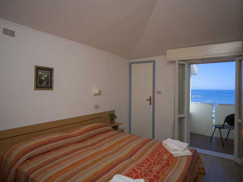 Hotel Rosa ريميني المظهر الخارجي الصورة